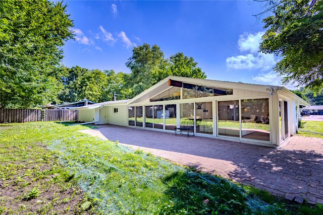 4700 SW 15th Street, Des Moines, IA 50315