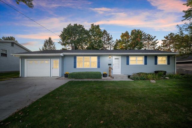 433 Leeson Avenue, Cadillac, MI 49601