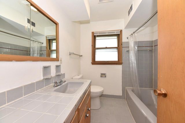 4678 N 84th STREET, Milwaukee, WI 53225
