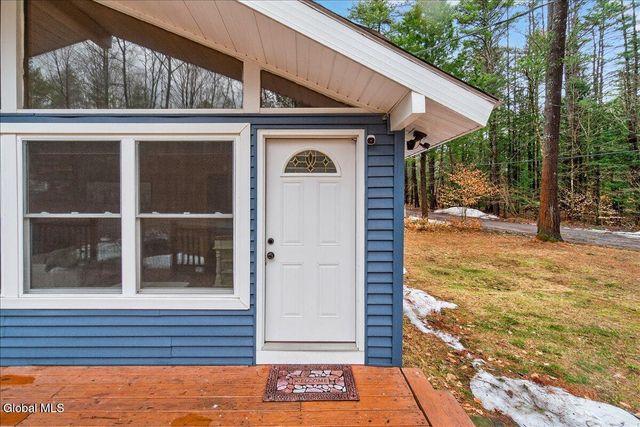 12 Minder Road, Corinth, NY 12822