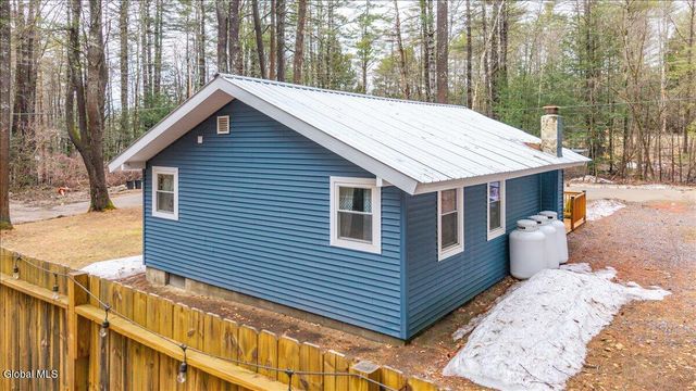 12 Minder Road, Corinth, NY 12822