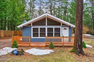 12 Minder Road, Corinth, NY 12822