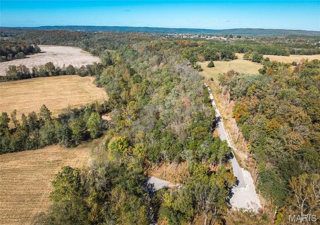 10501 State Route O, Ste Genevieve, MO 63670