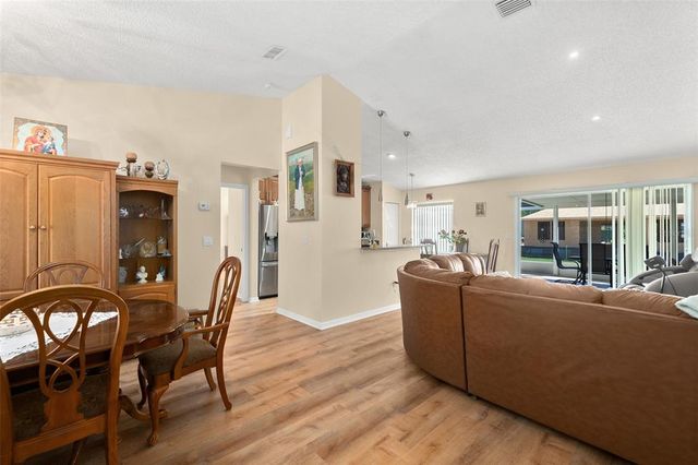 10 SEA SHARK PATH, Palm Coast, FL 32164
