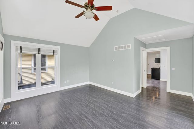 216 Dartmouth Drive, Toledo, OH 43614