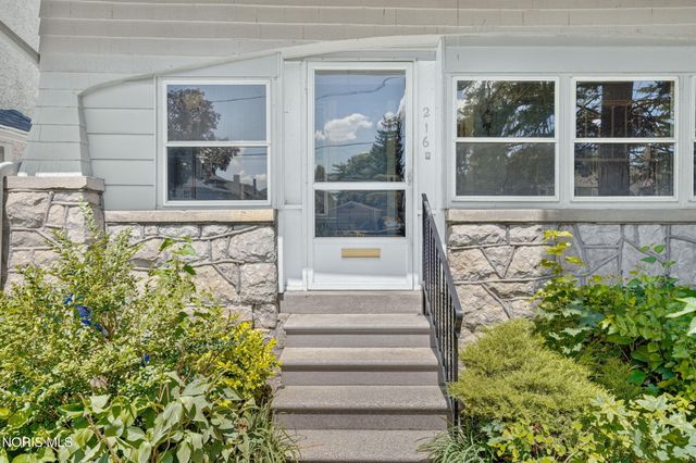 216 Dartmouth Drive, Toledo, OH 43614