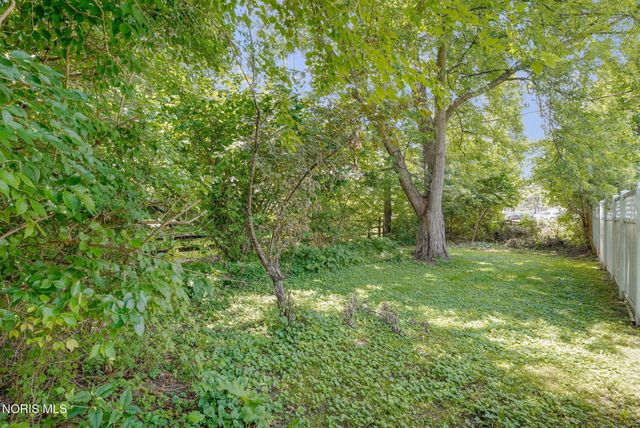 216 Dartmouth Drive, Toledo, OH 43614