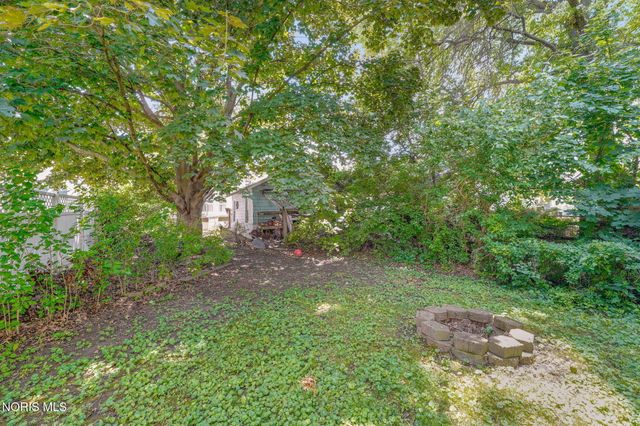 216 Dartmouth Drive, Toledo, OH 43614
