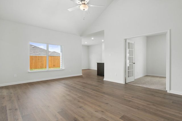 9628 Stranton Drive, Fort Worth, TX 76140