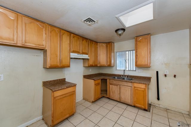 1400 E 23 St, Yuma, AZ 85365