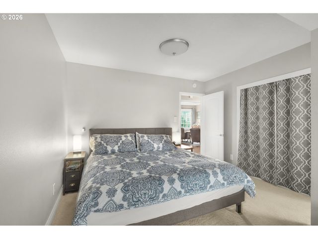 1411 DIVISION St, Oregon City, OR 97045