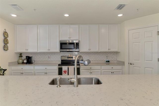 12570 GHIBERTI CIRCLE 102, Venice, FL 34293