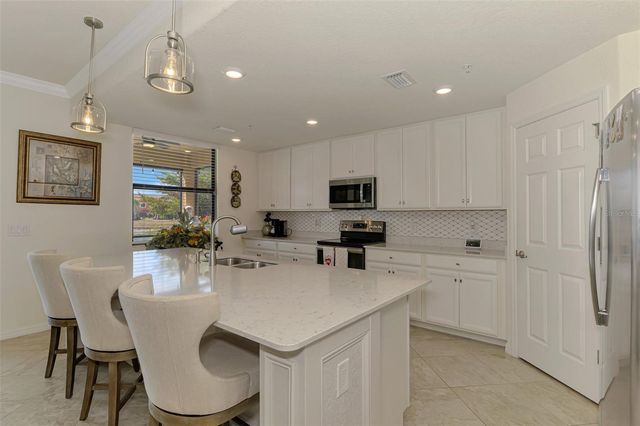 12570 GHIBERTI CIRCLE 102, Venice, FL 34293