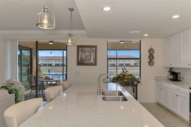 12570 GHIBERTI CIRCLE 102, Venice, FL 34293