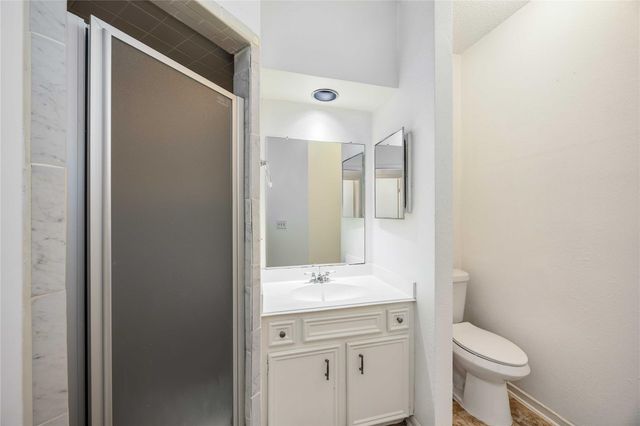 9410 Stonehouse Lane, Houston, TX 77025