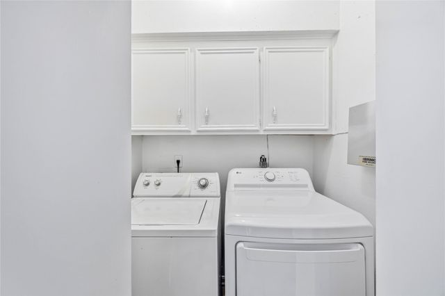 9410 Stonehouse Lane, Houston, TX 77025