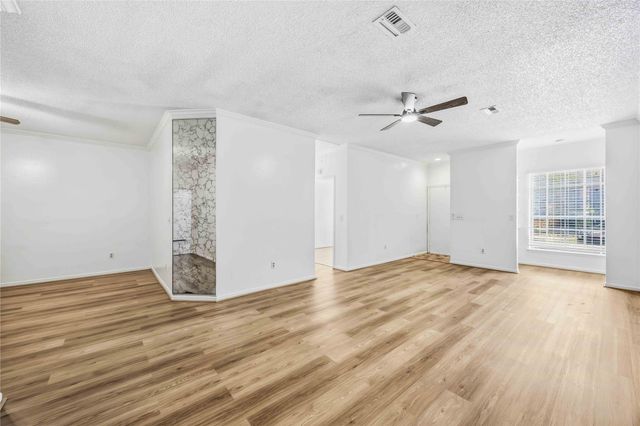 9410 Stonehouse Lane, Houston, TX 77025