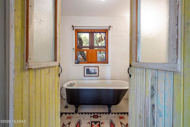 733 S Osborne Avenue, Tucson, AZ 85701