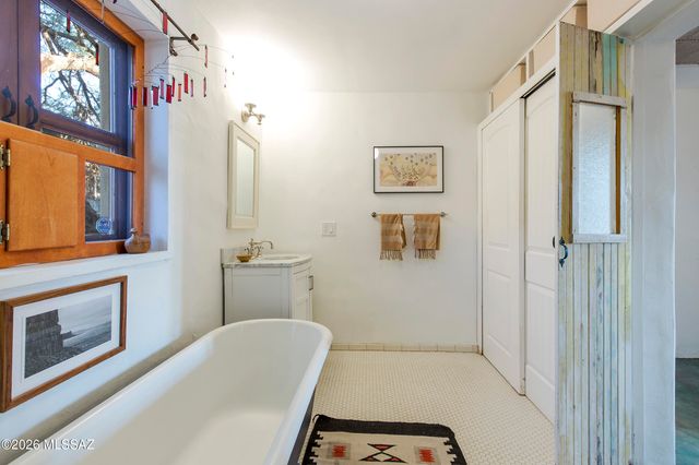 733 S Osborne Avenue, Tucson, AZ 85701