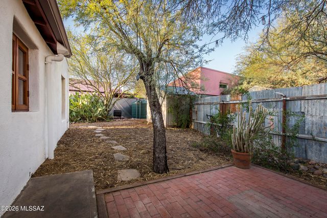 733 S Osborne Avenue, Tucson, AZ 85701