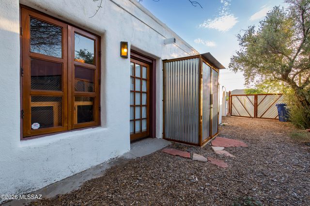 733 S Osborne Avenue, Tucson, AZ 85701