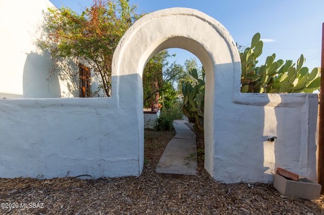 733 S Osborne Avenue, Tucson, AZ 85701
