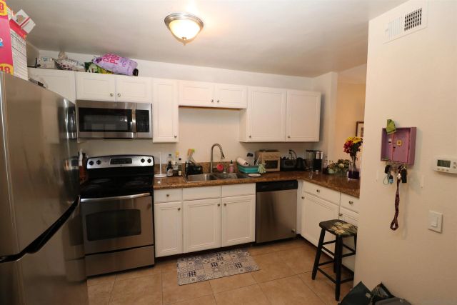 5700 Baltimore Dr 178, La Mesa, CA 91942