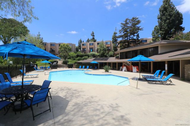 5700 Baltimore Dr 178, La Mesa, CA 91942