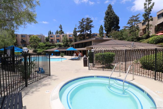5700 Baltimore Dr 178, La Mesa, CA 91942