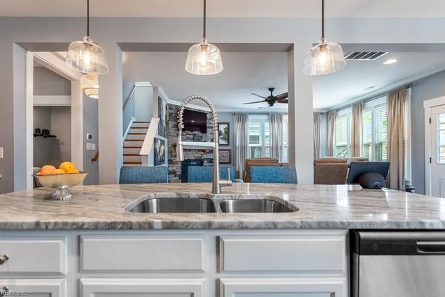8437 Gayle LN, Toano, VA 23168