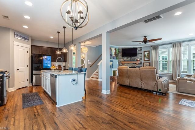 8437 Gayle LN, Toano, VA 23168
