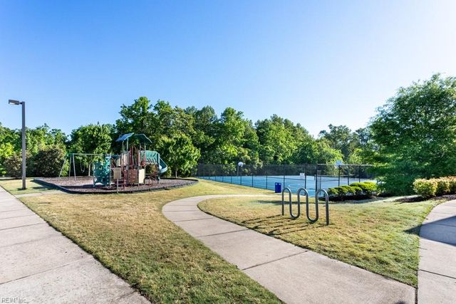 8437 Gayle LN, Toano, VA 23168