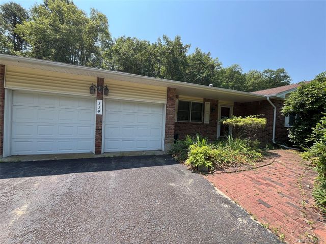 114 Washington Boulevard, Commack, NY 11725