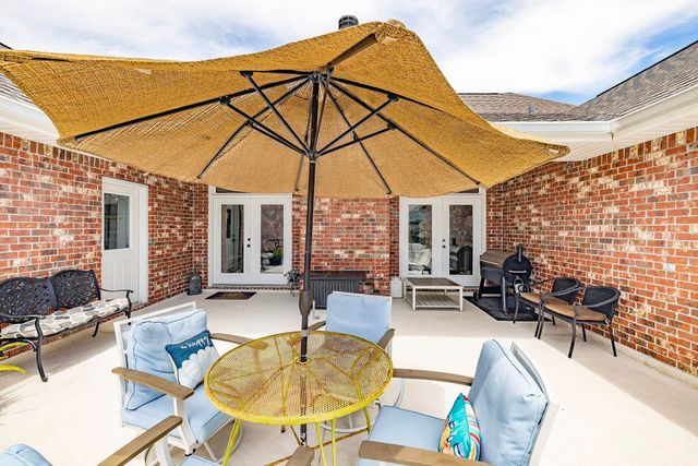 181 Lake Mechant Court, Houma, LA 70360