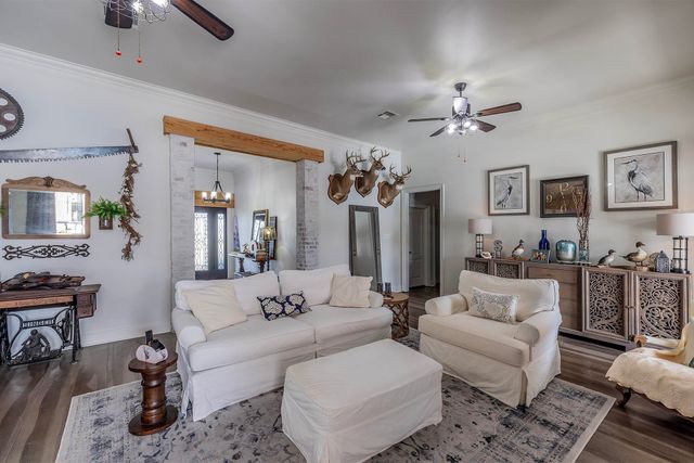 181 Lake Mechant Court, Houma, LA 70360