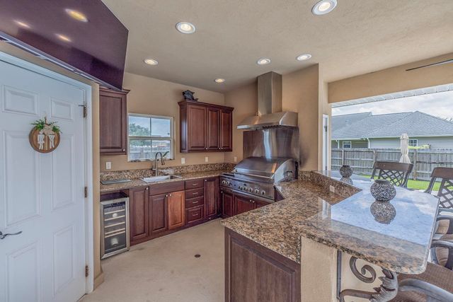 181 Lake Mechant Court, Houma, LA 70360