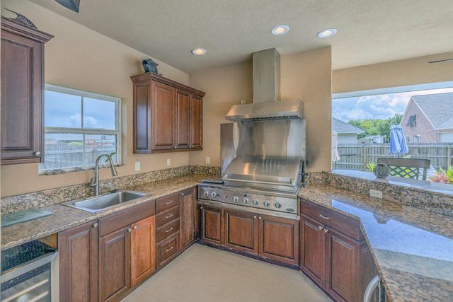 181 Lake Mechant Court, Houma, LA 70360