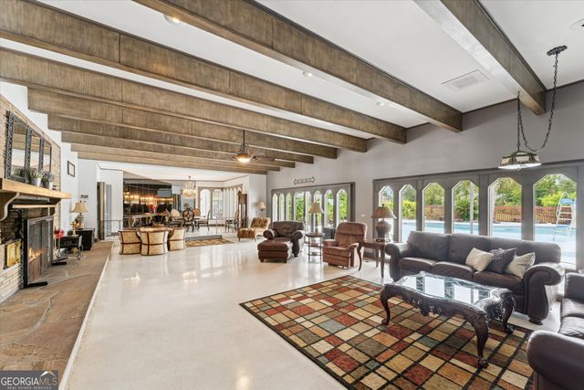 142 N Tallahassee Street, Hazlehurst, GA 31539