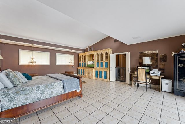 142 N Tallahassee Street, Hazlehurst, GA 31539