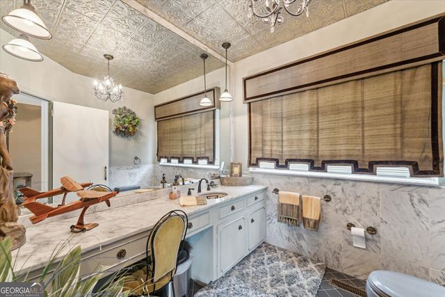 142 N Tallahassee Street, Hazlehurst, GA 31539