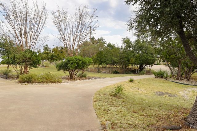 8075 Mount Sharp RD, Wimberley, TX 78676