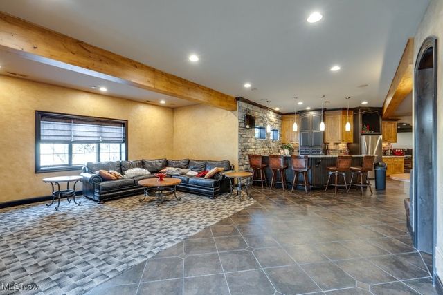 1771 Midway Street NW, Uniontown, OH 44685