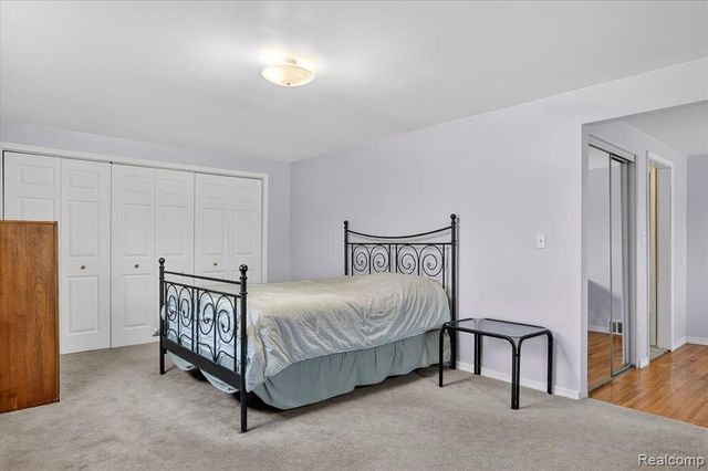 9640 Dudley Street, Taylor, MI 48180