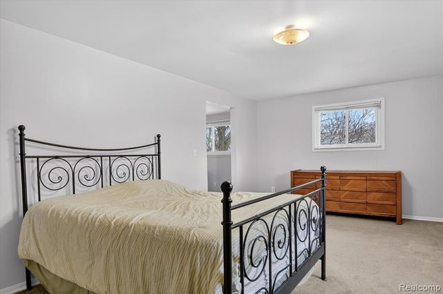 9640 Dudley Street, Taylor, MI 48180