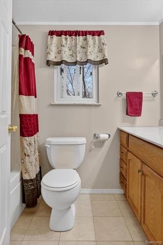 9640 Dudley Street, Taylor, MI 48180