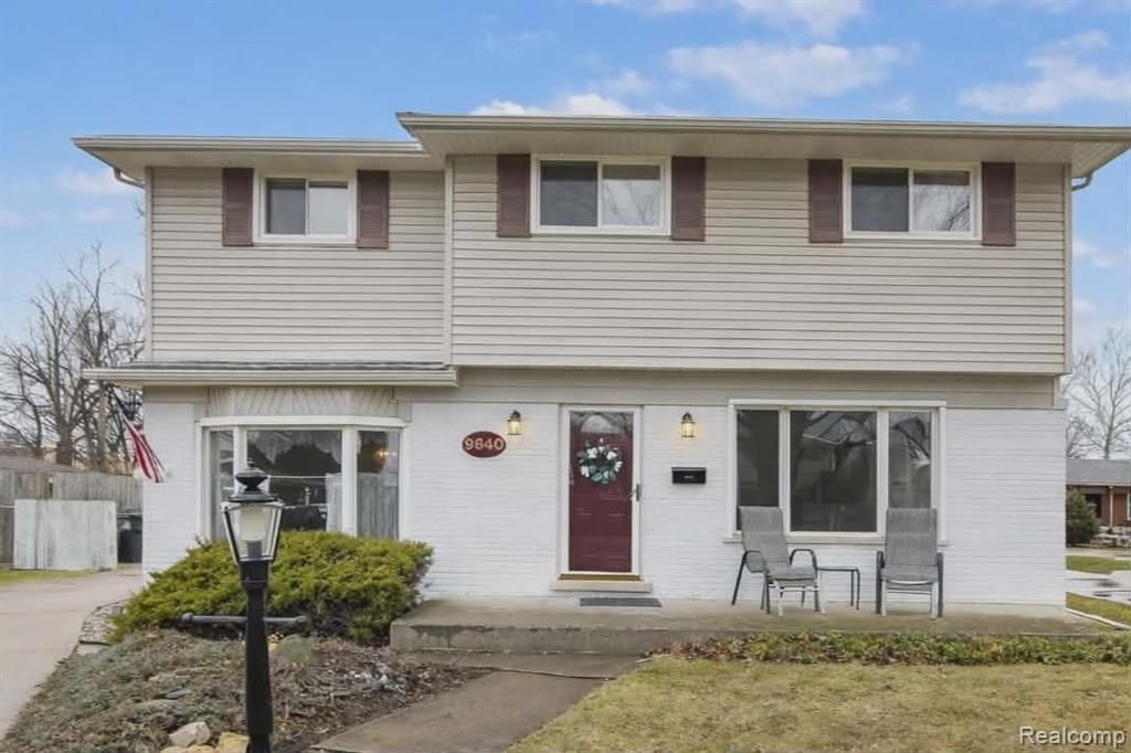 9640 Dudley Street, Taylor, MI 48180