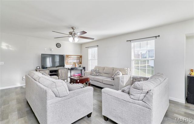 708 Vicksburg Lane, Wright City, MO 63390