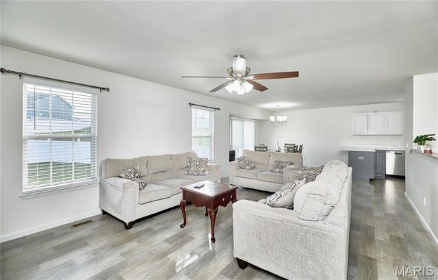 708 Vicksburg Lane, Wright City, MO 63390