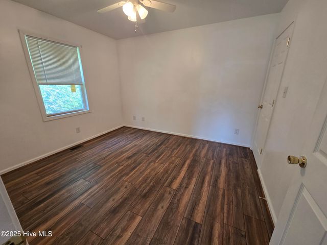 930 Porter Road, Greenville, NC 27834