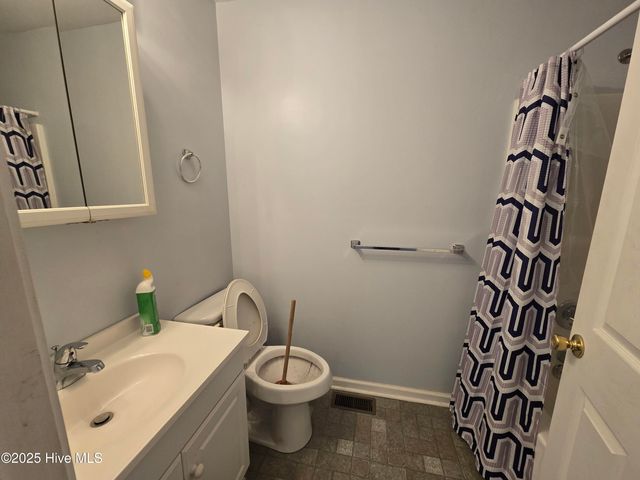 930 Porter Road, Greenville, NC 27834